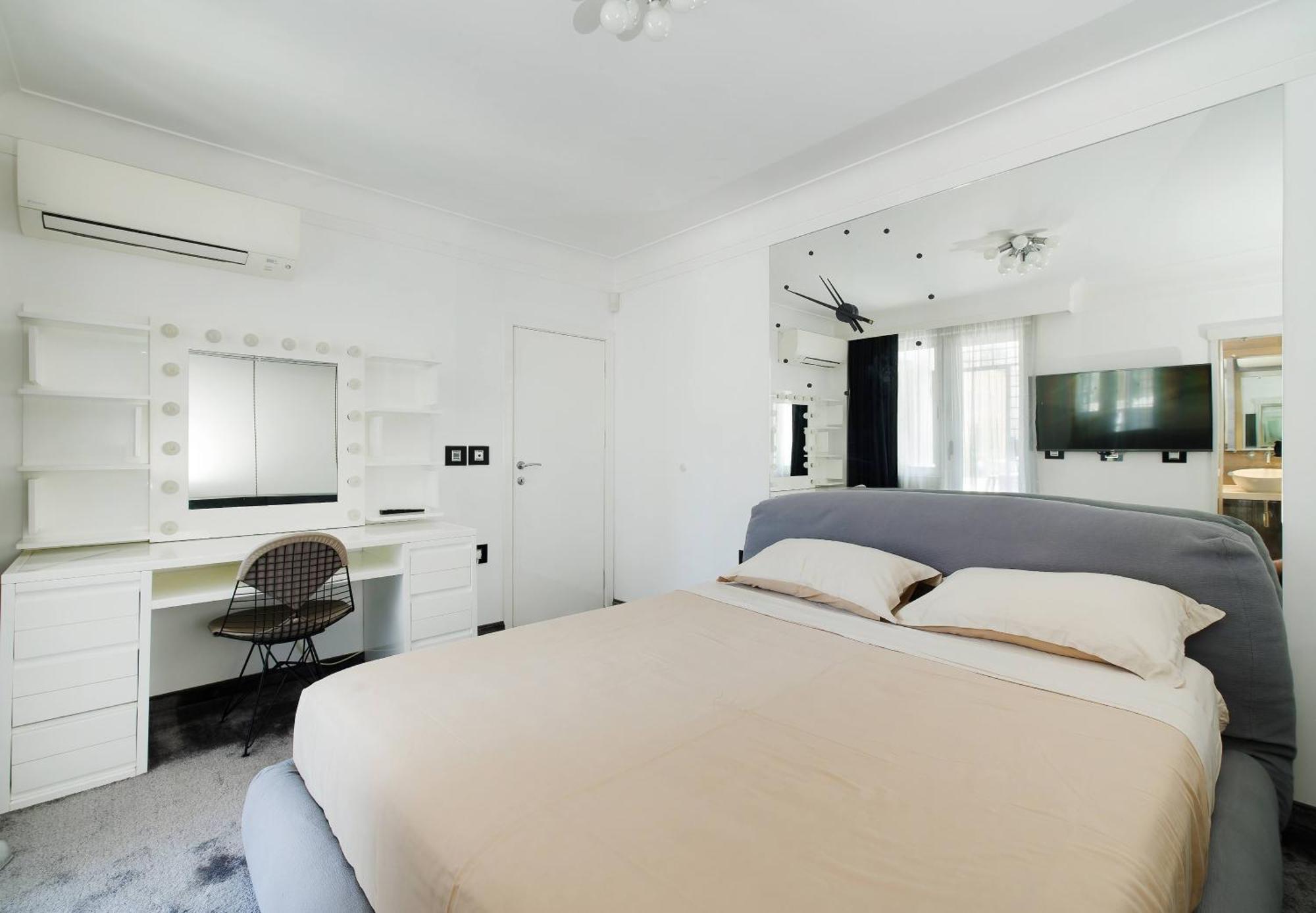 Fendi Style In Lozenets, Marinela Apartament Sofia